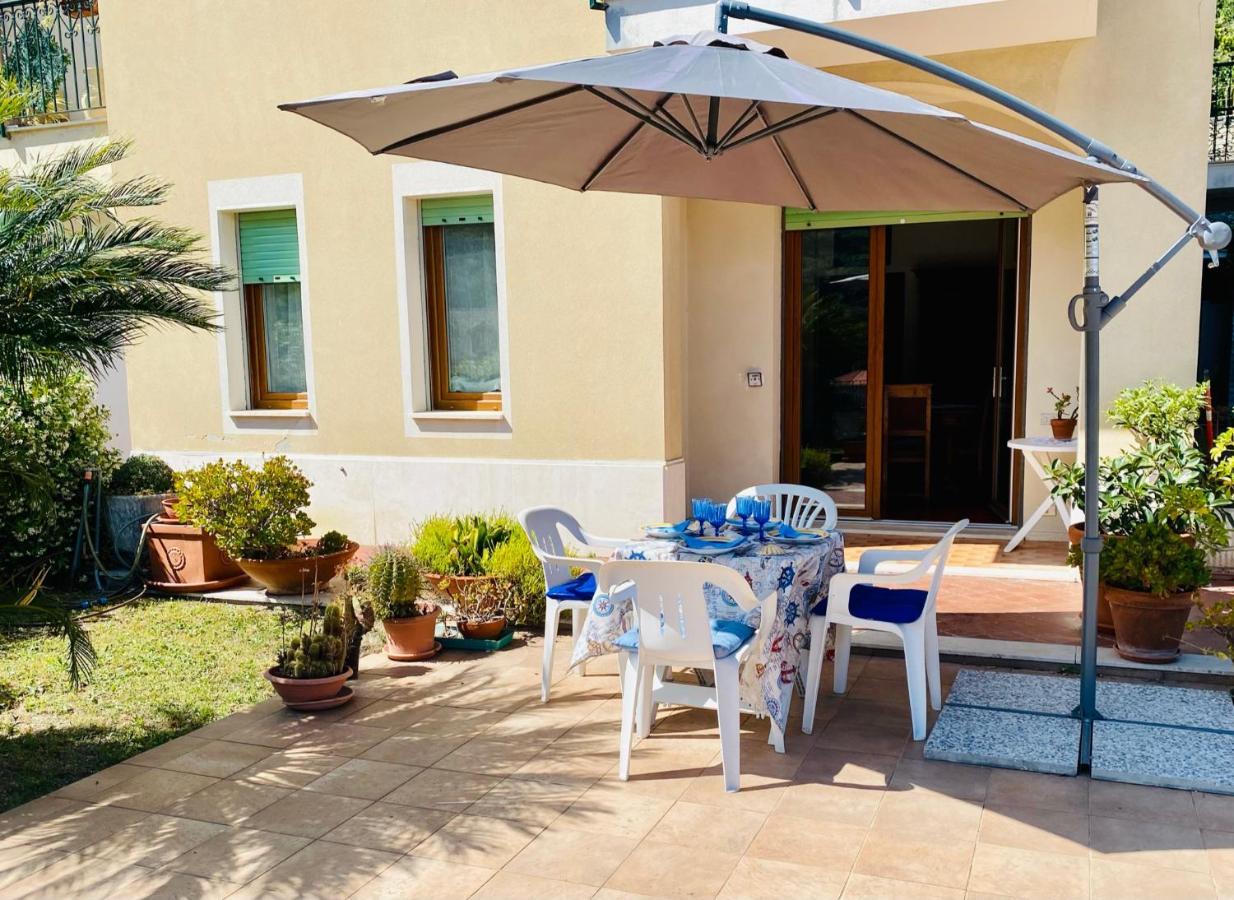 Apartament La Terrazza Di Elico Finale Ligure Zewnętrze zdjęcie