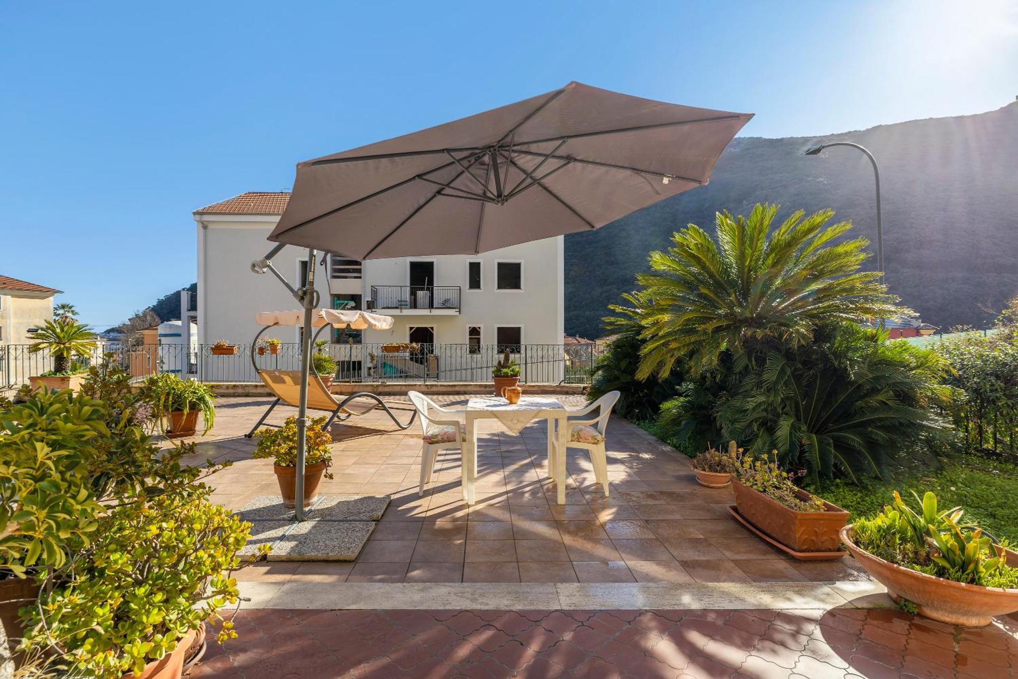 Apartament La Terrazza Di Elico Finale Ligure Zewnętrze zdjęcie